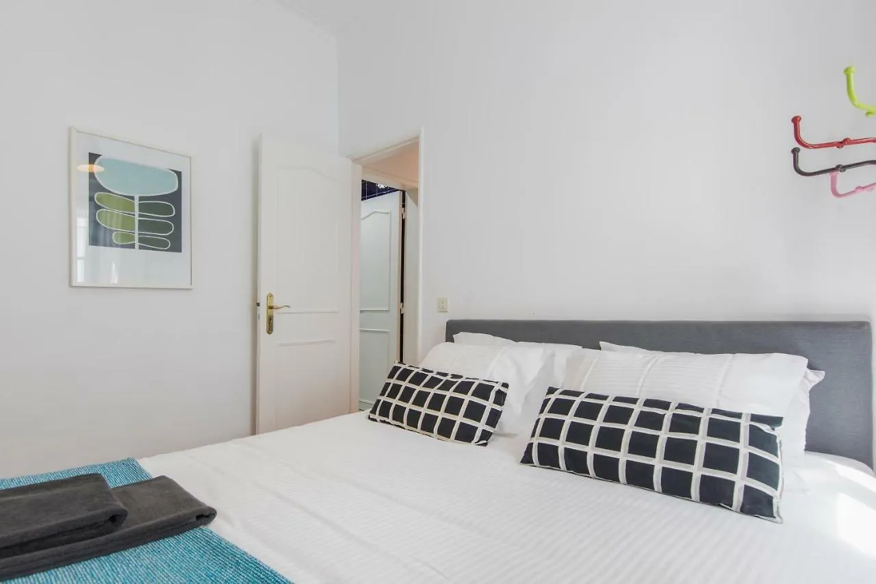 Апартаменты The Castle Life In 3Bdr Apartament Лиссабон