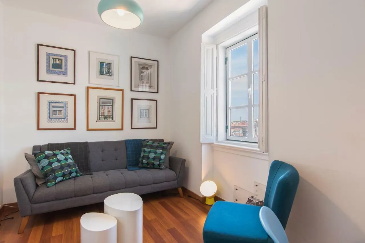 The Castle Life In 3Bdr Apartament location